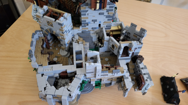 Rest der Burg ohne den vorherigen Teilen